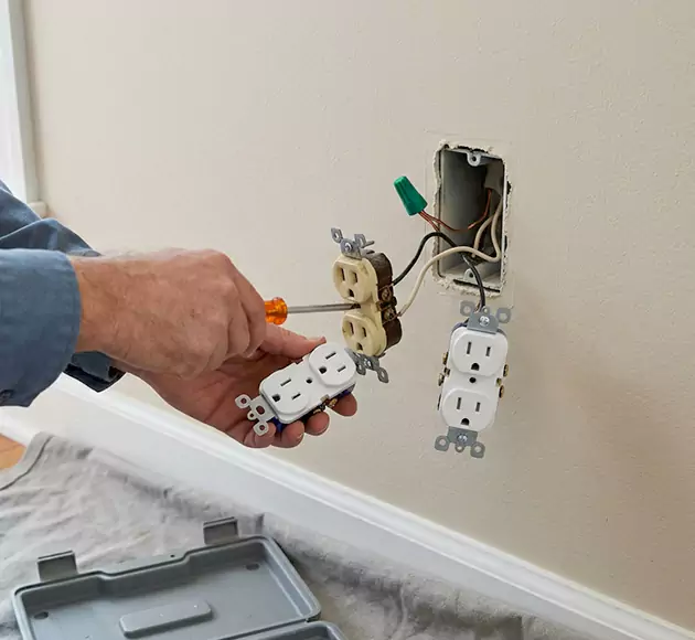 Professional Outlet Replacement: Your Local Swap-Out Team in Lancaster, OH